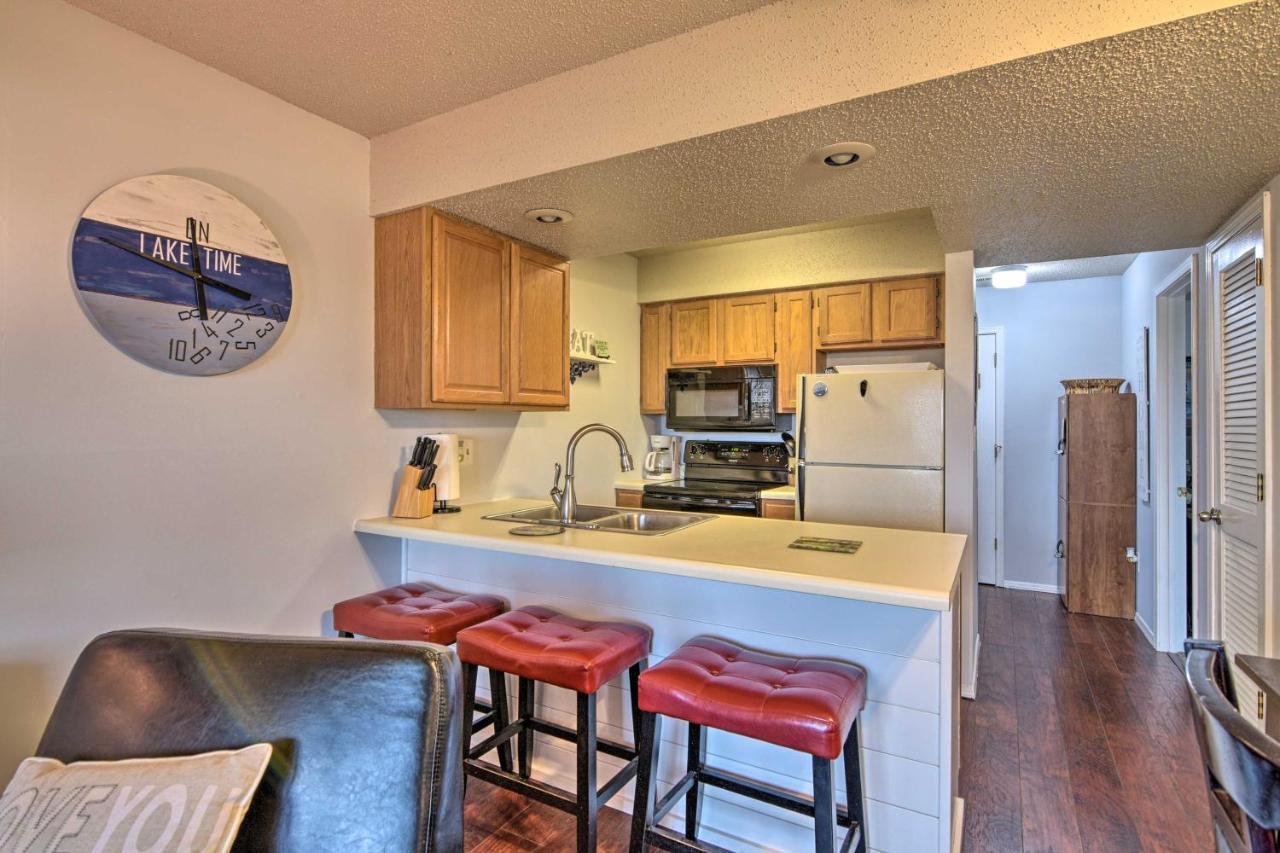 Reed Springs Condo With Furnished Deck And Pool Access Reeds Spring Екстериор снимка