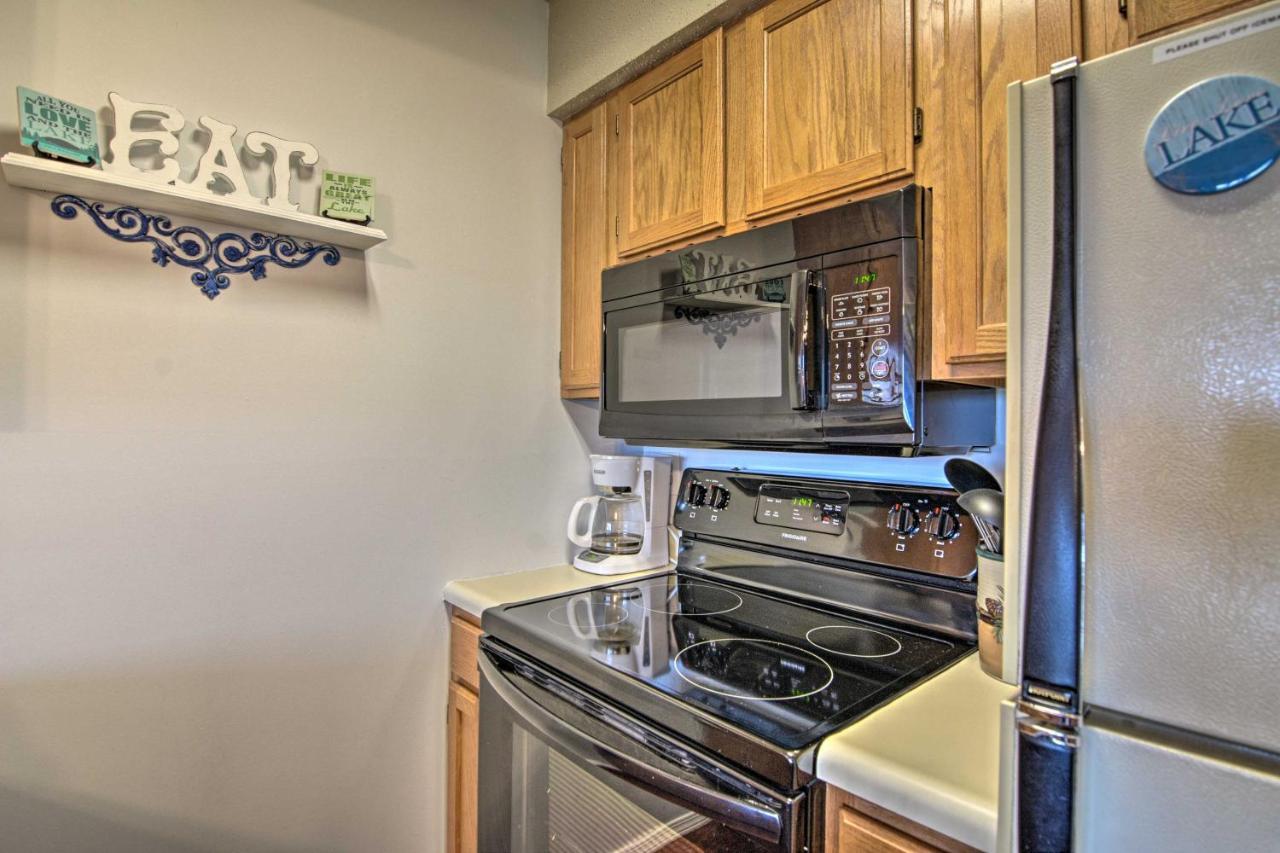 Reed Springs Condo With Furnished Deck And Pool Access Reeds Spring Екстериор снимка