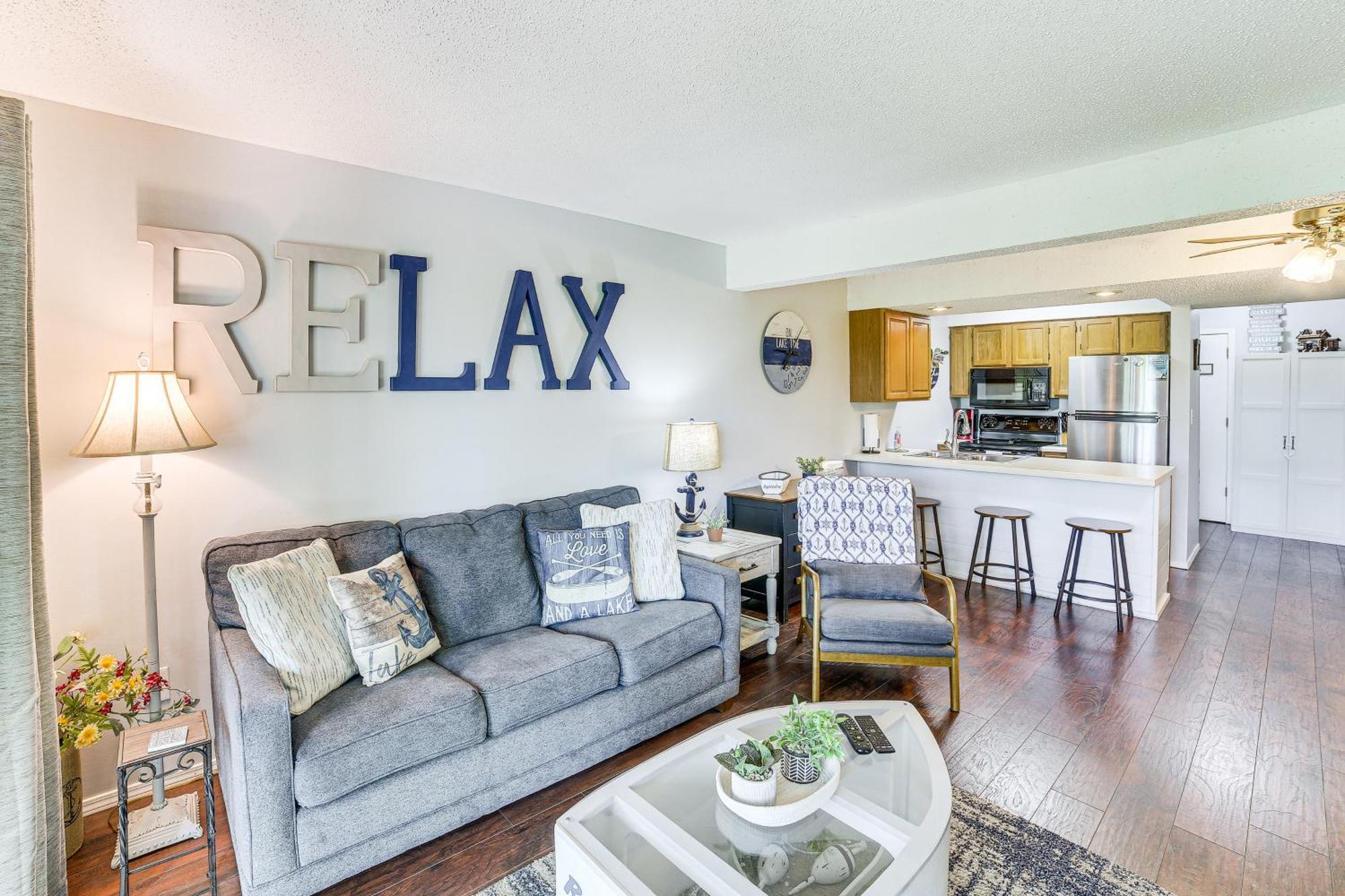 Reed Springs Condo With Furnished Deck And Pool Access Reeds Spring Екстериор снимка