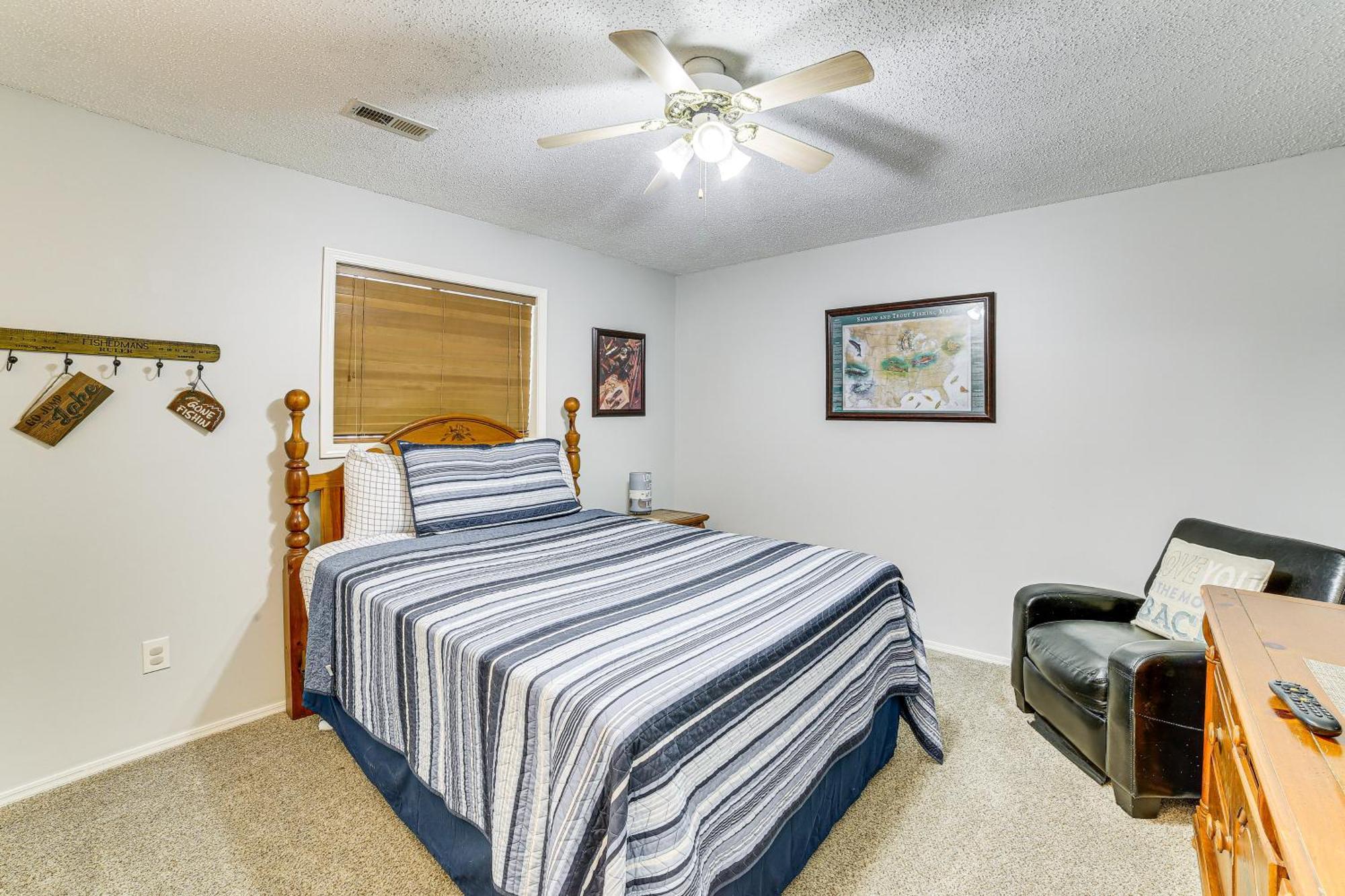 Reed Springs Condo With Furnished Deck And Pool Access Reeds Spring Екстериор снимка