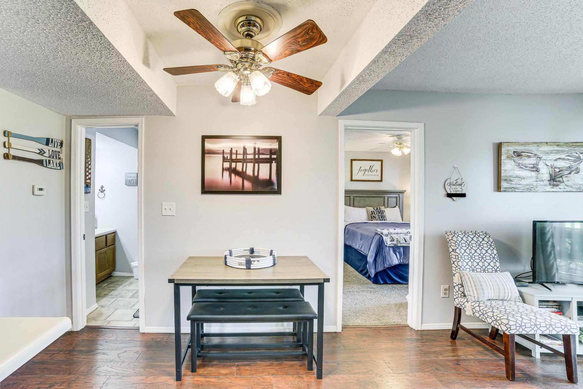 Reed Springs Condo With Furnished Deck And Pool Access Reeds Spring Екстериор снимка